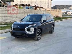 ميتسوبيشي اوتلاندر